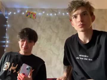 stralght_twinks