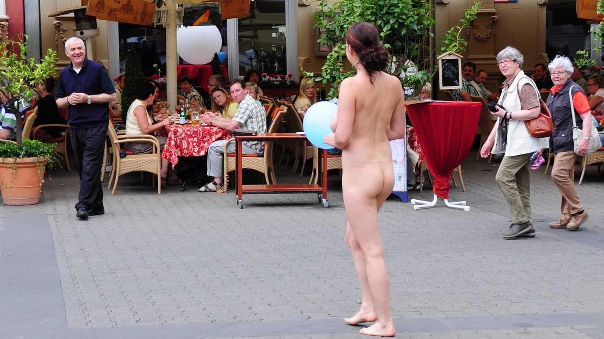 Fully Nude In Public — 21