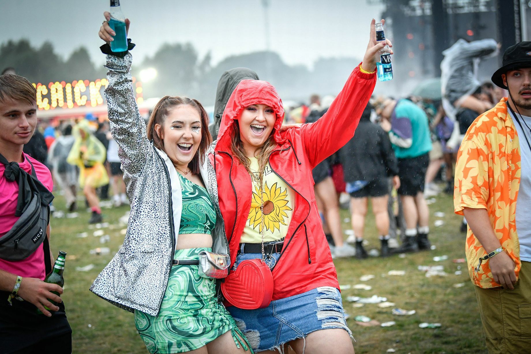 Parklife slags make my tiny dick hard — 27