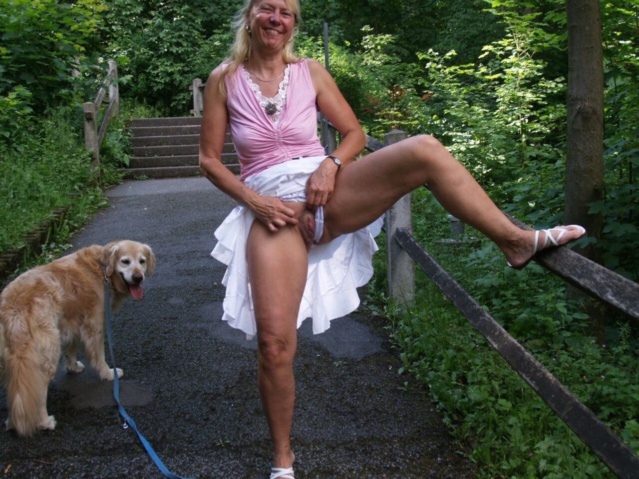 Amateur websluts in need - keep reposting — 27