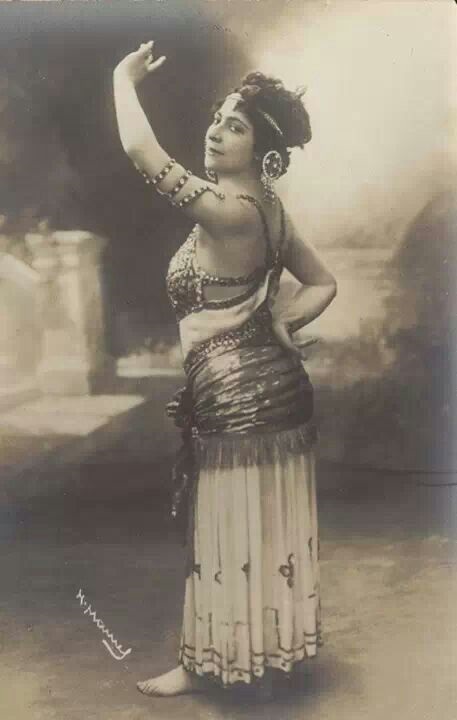 Vintage Gypsy Dancers — 14
